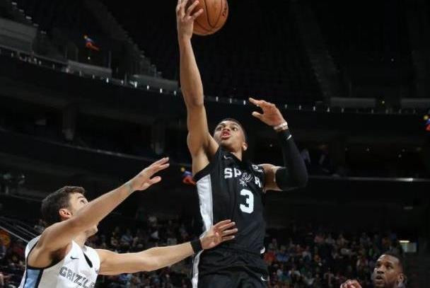 开云官方网站-转会期圣安东尼奥马刺备战西甲，扳平良机细节曝光，媒体盛赞，高层口径保持一致的简单介绍