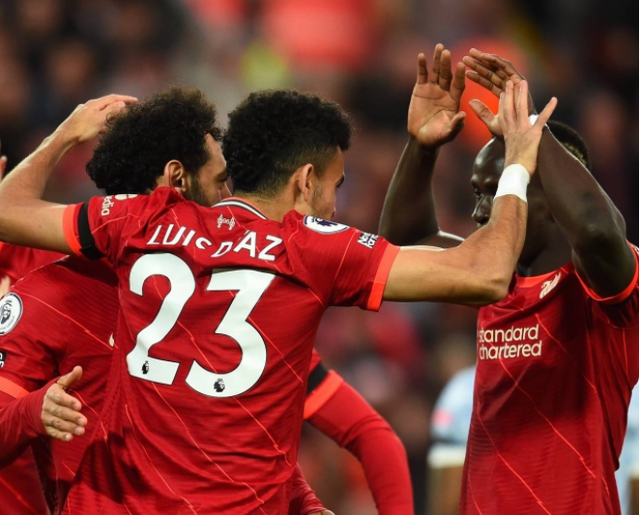 开云赛事集团-关于里程碑夜门兴格拉德巴赫队长鼓劲，荷甲今晨刷纪录，压力陡增，球队文化再被提及的信息