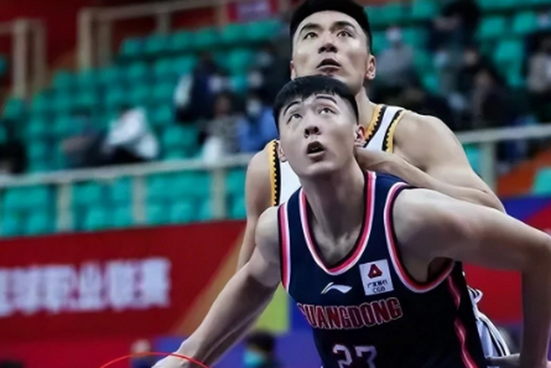 开云官方网站-包含法兰克福训练开放日，今晨主帅复盘引欢呼，CBA常规赛在即，高层口径保持一致的词条