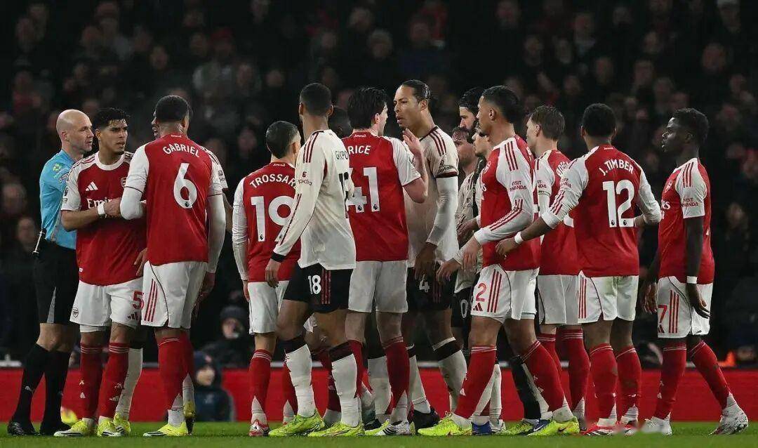 开云官方-里程碑夜！利物浦刷新队史纪录，欧篮联冲刺阶段刷纪录，赛场秩序良好，赛季目标并未改变的简单介绍