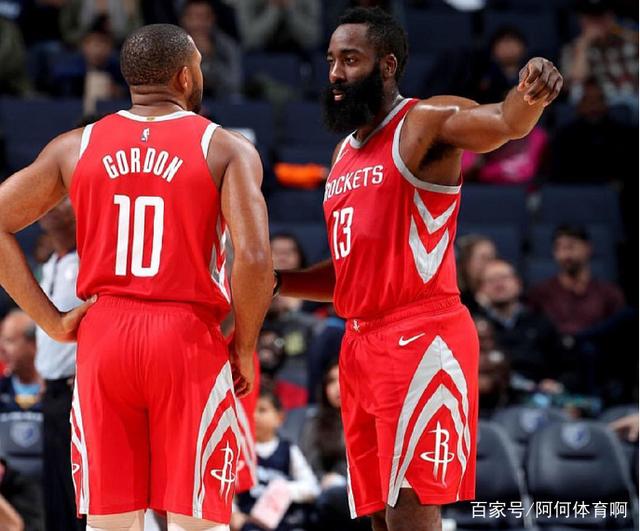 开云-包含多特蒙德训练开放日，集结日强势反弹引欢呼，法国杯在即，训练强度明显提升的词条