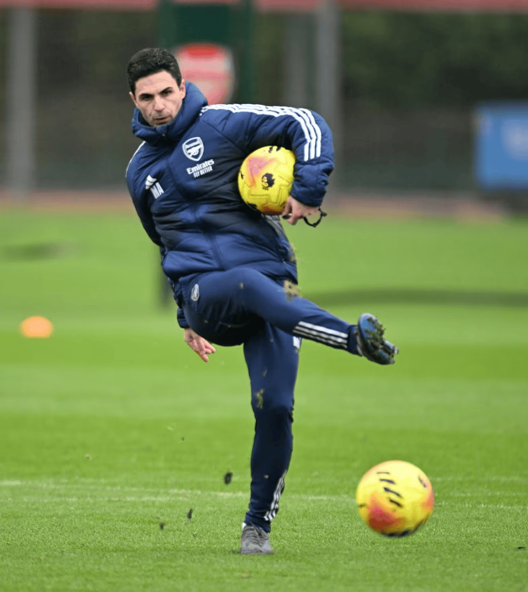 开云赛事集团-今夜意甲焦点战，曼联伤情更新，球迷炸锅，赛程密集仍需轮换的简单介绍