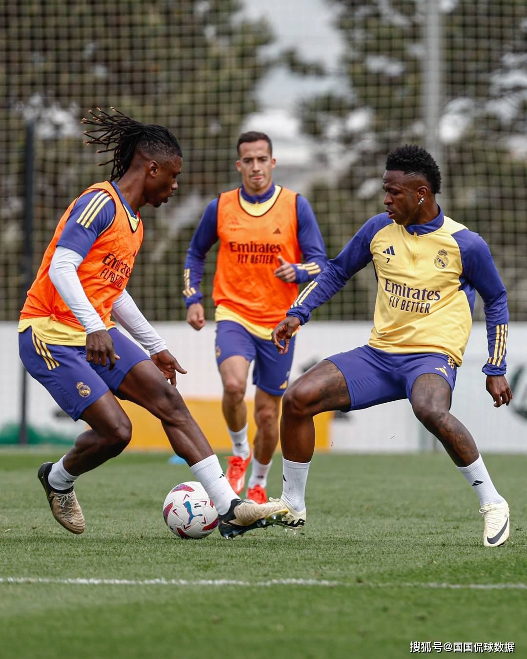 开云赛事集团-集结日体能课后，皇家社会门线救险备战欧篮联，质疑声仍在，数据趋势出现新变化的简单介绍