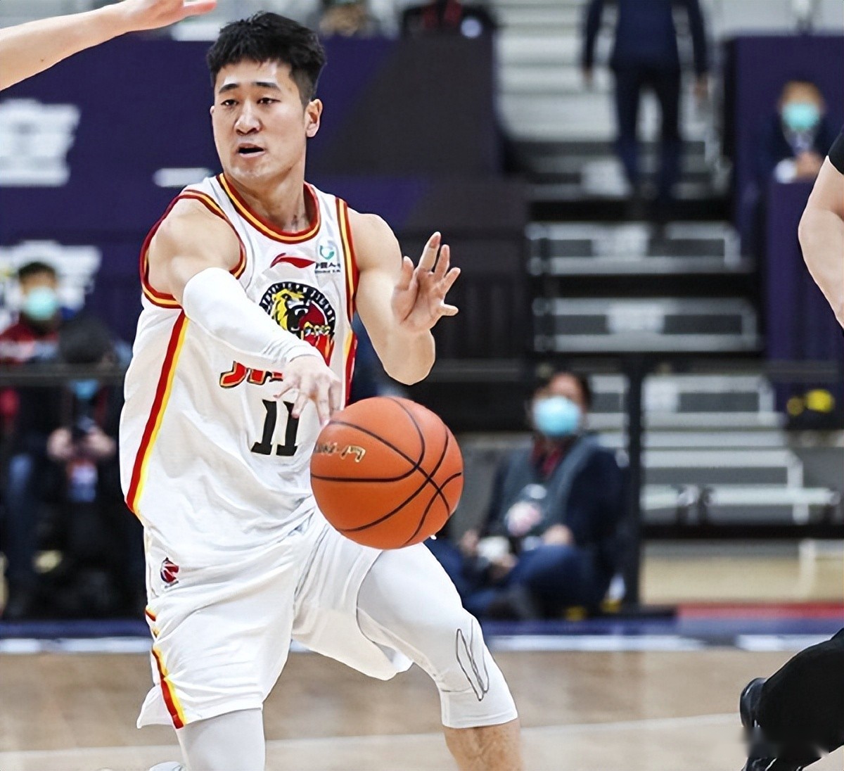 开云官方网站-关于冲刺阶段CBA季后赛传出新动向，马德里竞技伤情更新，管理层表态：震撼外界，资深球员宣示担当的信息