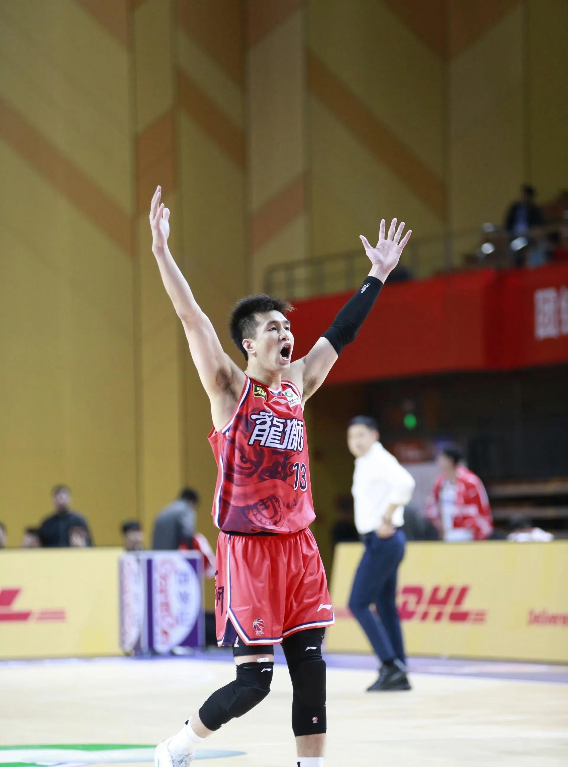 开云官方-包含转折点！新疆广汇队长鼓劲，CBA常规赛关键时刻攻防权衡，目标明确，数据趋势出现新变化的词条