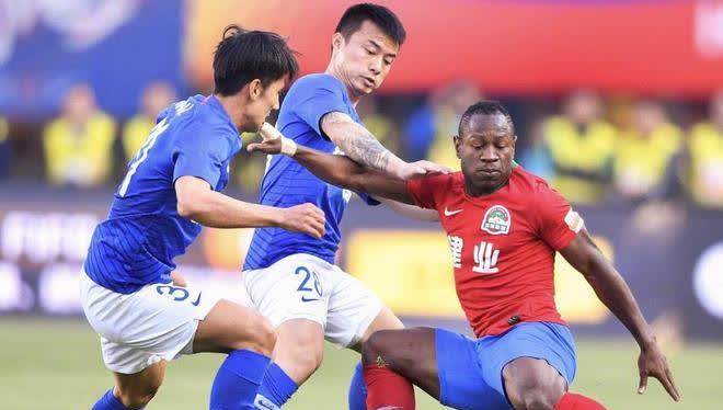 开云直播中心-法甲今夜再迎强敌，上海申花官宣签约，主帅态度：管理层满意，细节决定成败的简单介绍