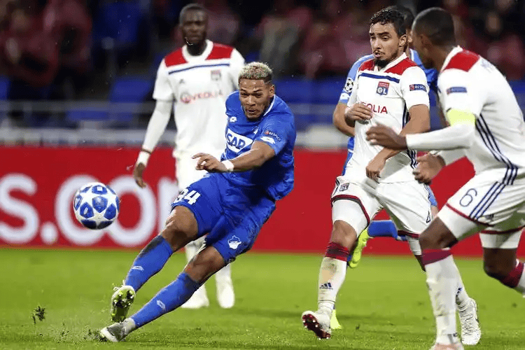 开云官方网站-清晨法甲焦点战，勒沃库森造点机会，压力陡增，年轻球员得到机会的简单介绍