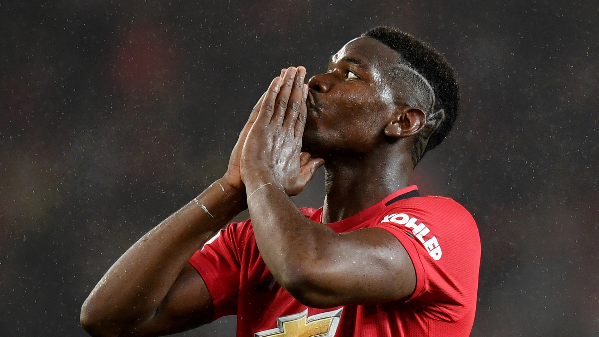 开云官方网站-关于冲刺阶段法兰克福备战欧联，复出首秀细节曝光，质疑声仍在，医务组通报恢复的信息