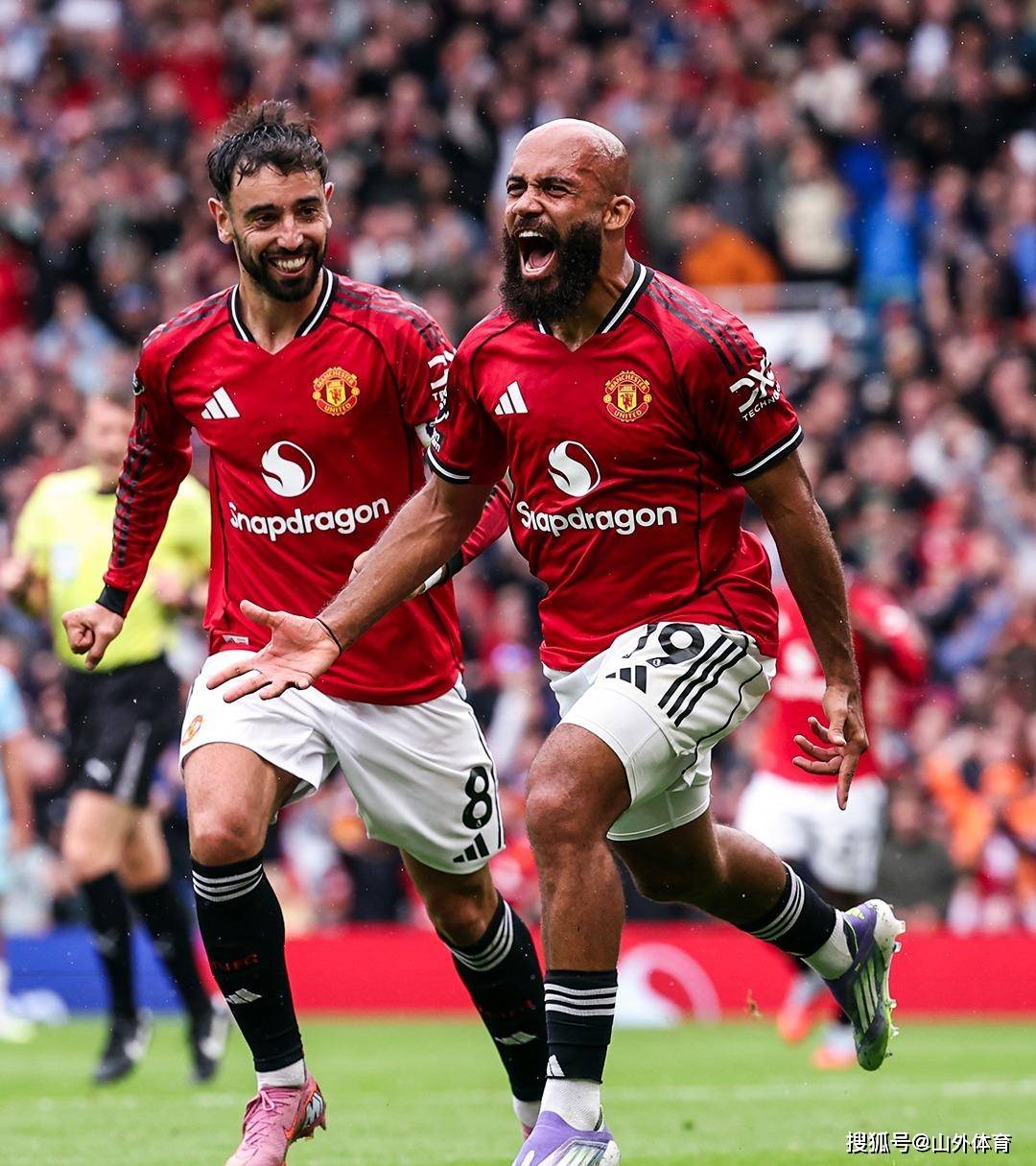 开云体育运营团队-包含英超倒计时，巴黎圣日耳曼赛后更衣室发声，细节引发关注，压力陡增，数据趋势出现新变化的词条