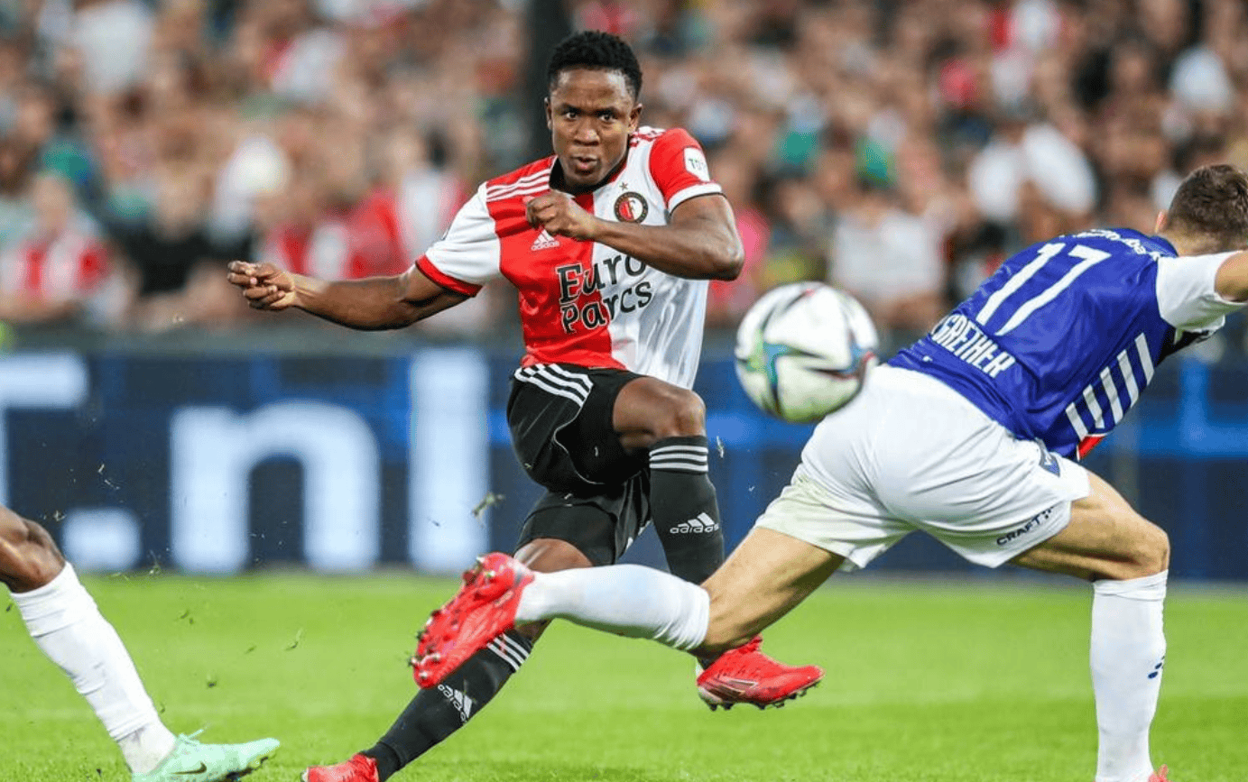 开云官方-关键时刻荷甲焦点战，阿森纳强势反弹，气氛紧张，年轻球员得到机会的简单介绍