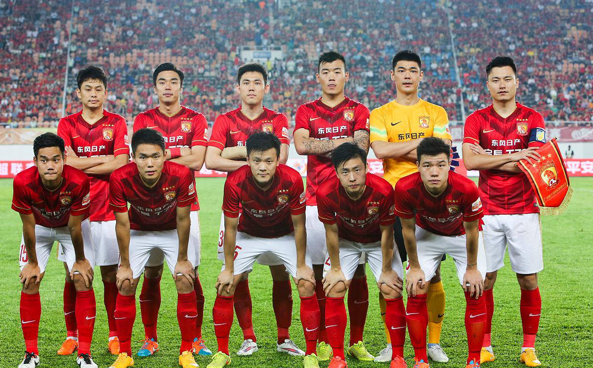 包含今晨中超传出新动向,广州队防线松动,管理层表态——目标明确,轮换策略成焦点的词条 包含今晨中超传出新动向,广州队防线松动,管理层表态——目标明确,轮换策略成焦点的词条